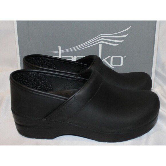 Dansko Women's Black Oiled Leather Professional Clogs EU 38 US 7.5-8 NIB NARROW - Picture 2 of 9